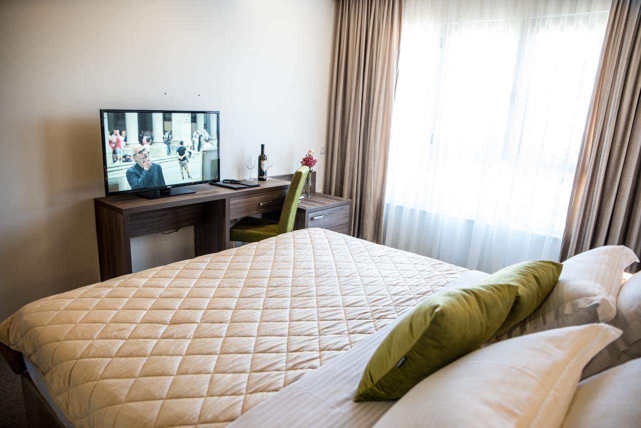 Boutique Hotel "Salina" Ούλτσιν Εξωτερικό φωτογραφία